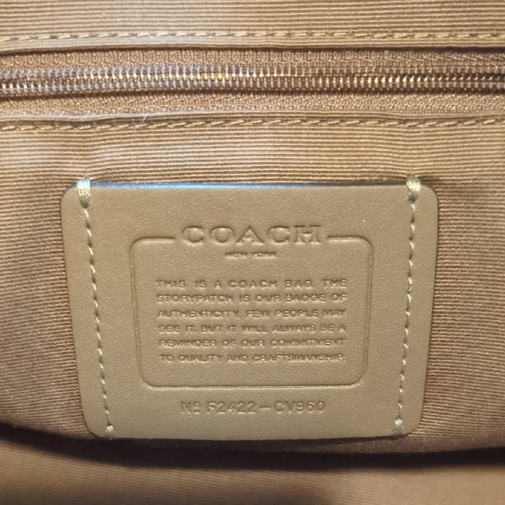 Large Coach Rowan Bag - Picture 7 of 9